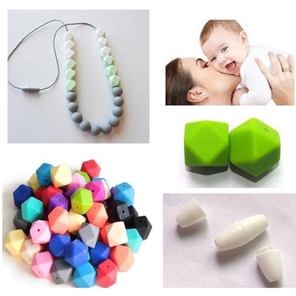 Last 1! 100% Non-Toxic Silicone Teething Necklace - Picture 2 of 2